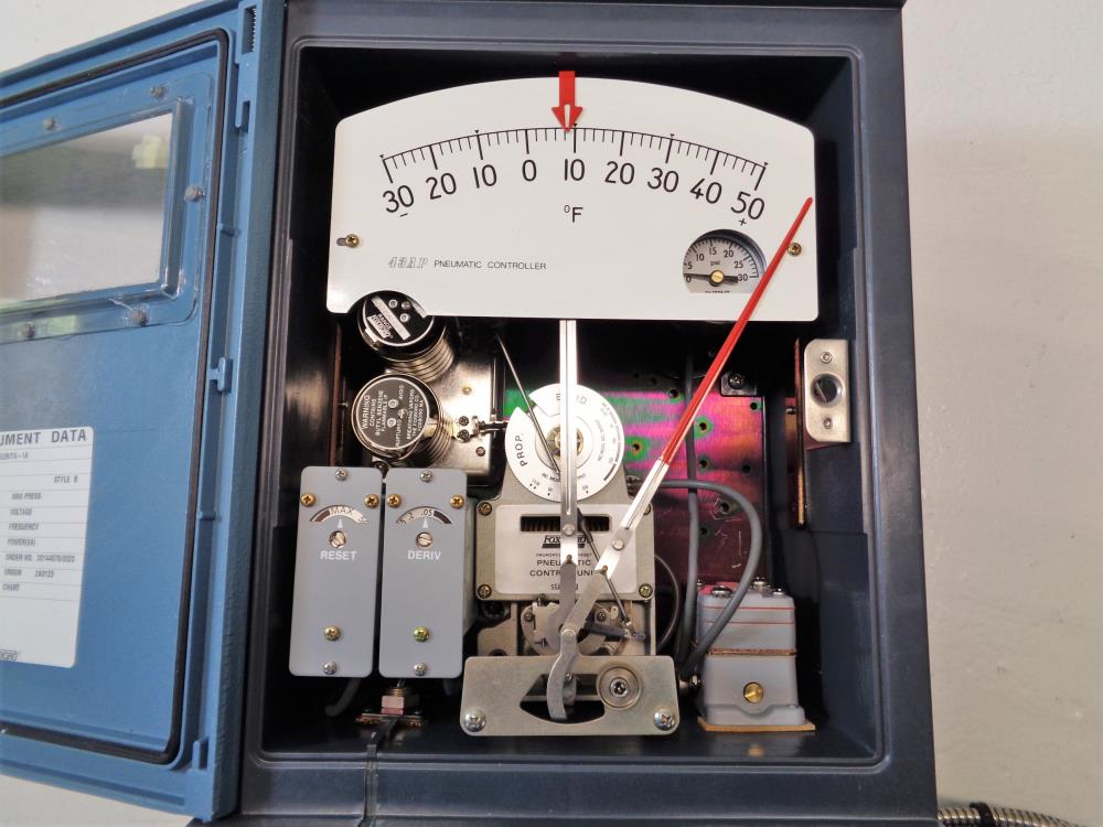 Foxboro Pneumatic Indicating Temperature Controller 43AP-PA52N/TA-1A